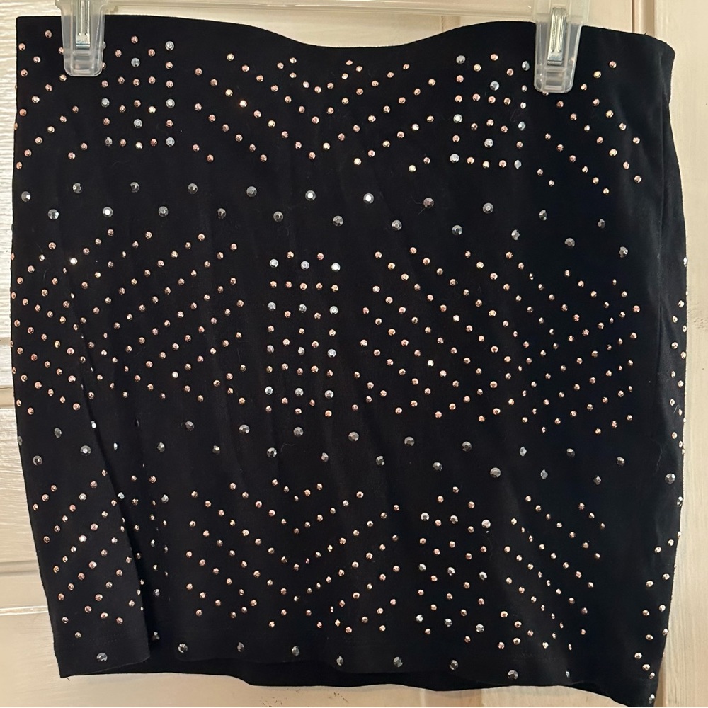 Mini skirt express